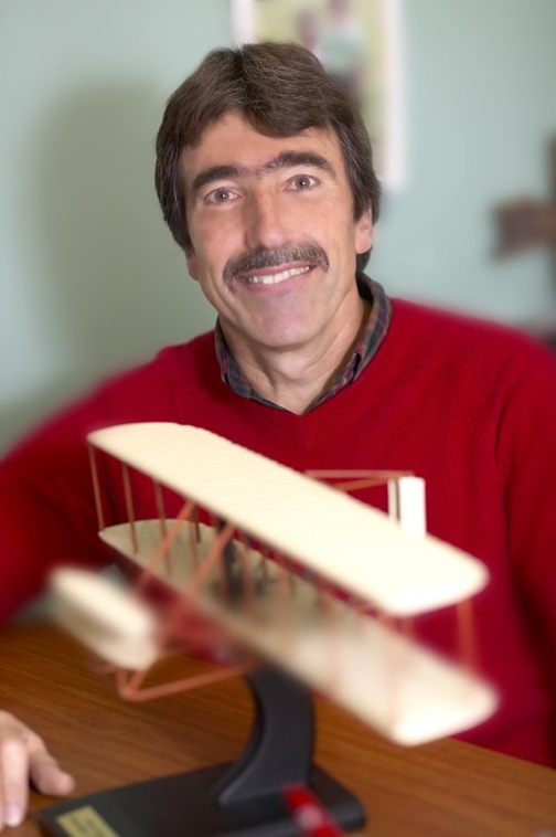 Nikos Mourtos Nikos Mourtos